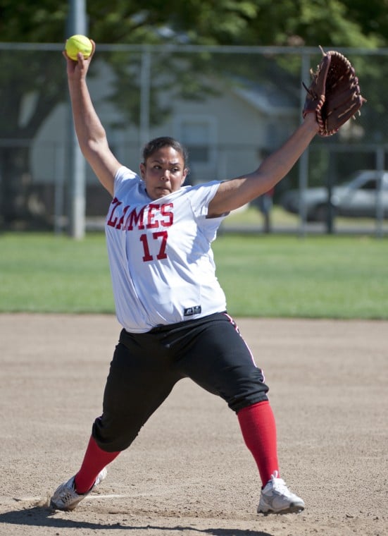 Lodi’s Brianna Mendez makes early runs hold up