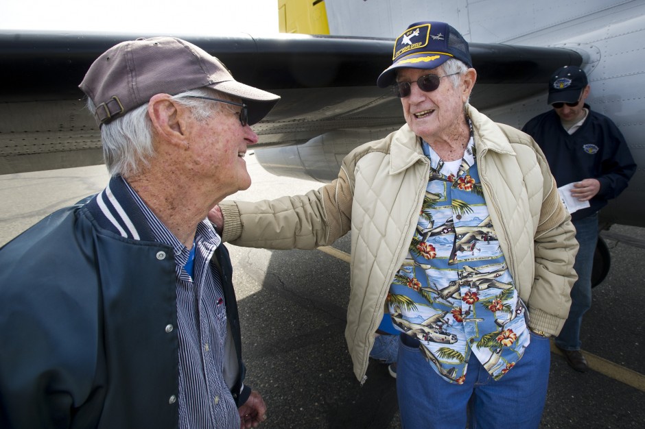 Lodi World War II veteran Chuck Casella takes another flight in B-17