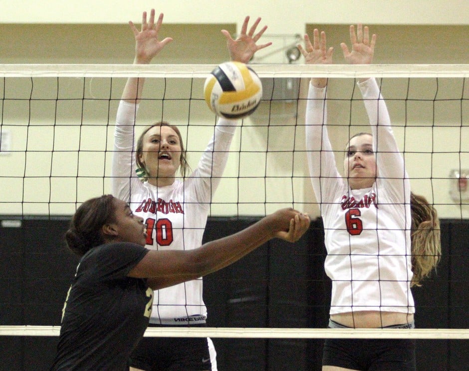 Kirstin Kielhold serves up 24 straight points as Flames ace Titans 