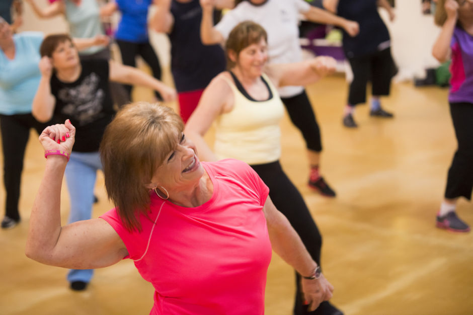 From overweight and in-pain mom to thin, energetic and happy dancing queen