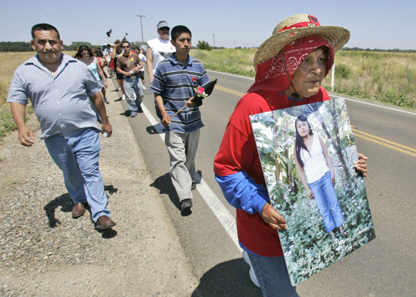 Bill in California would help farmworkers form unions