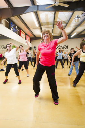 From overweight and in-pain mom to thin, energetic and happy dancing queen