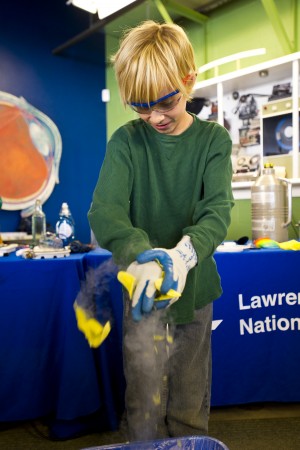 World of Wonders teaches children to have ‘Fun With Science’