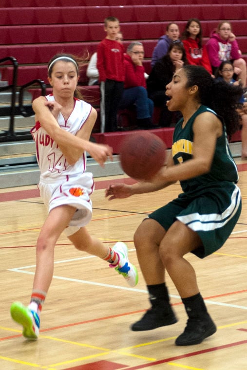 Girls basketball: Flames let large lead slip away, remain winless in league play 