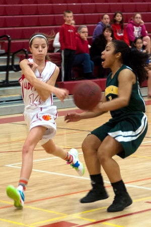 Girls basketball: Flames let large lead slip away, remain winless in league play 