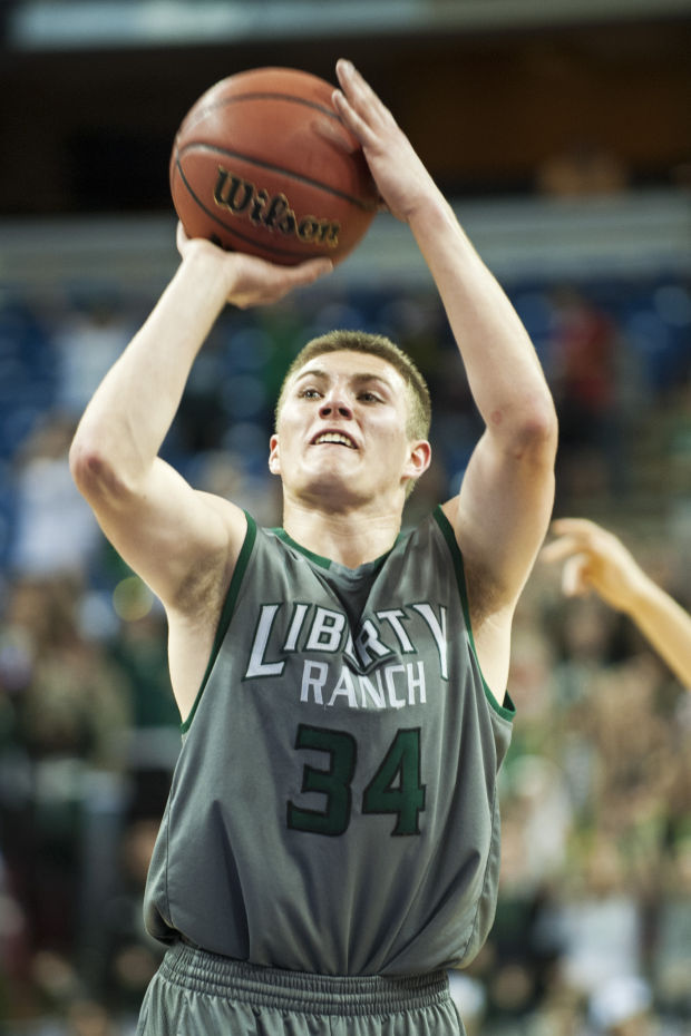 Boys basketball: Hawks’ dream run ends one win short of title