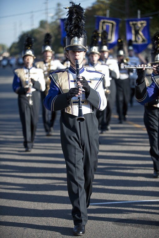 Lodi schools host a flashy Grape Bowl Classic