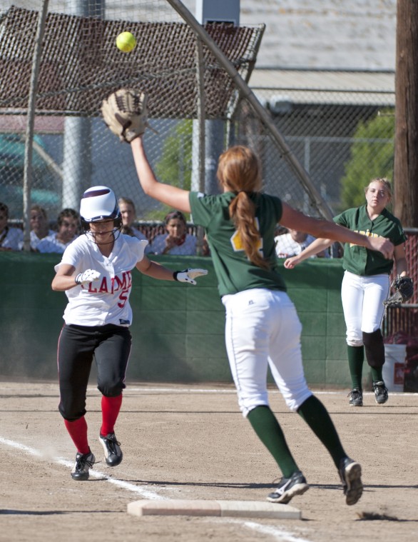 Lodi’s Brianna Mendez makes early runs hold up