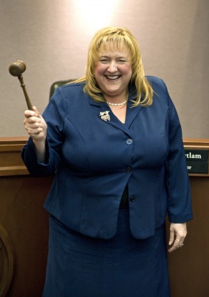 Lodi City Council elects JoAnne Mounce mayor in a surprise 4-1 vote