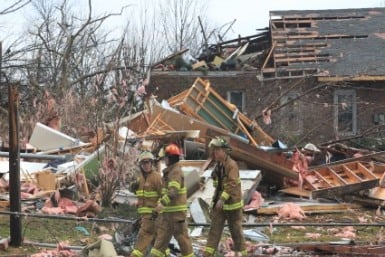 Tornado hits Sunset Hills