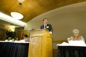 Congressional candidate John McDonald speaks to Lodi Republican Women