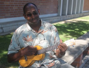 We be strummin’