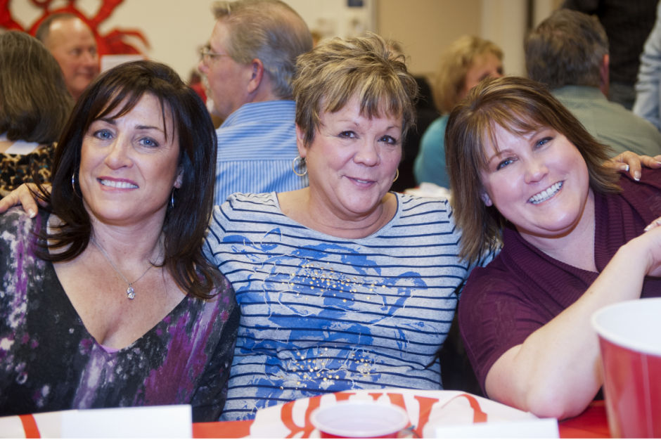 LOEL Center and Gardens Crab Feed Fundraiser 