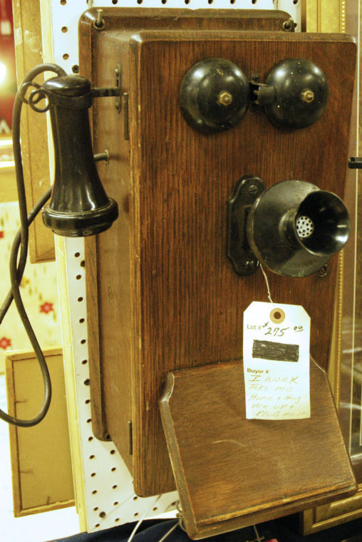 Golden children’s books, crank phone, unusual clothing highlight Lodi Antique Show
