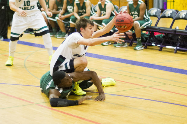 Boys basketball: Eagles knocked out in opening round 