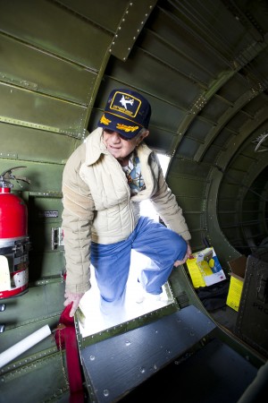 Lodi World War II veteran Chuck Casella takes another flight in B-17