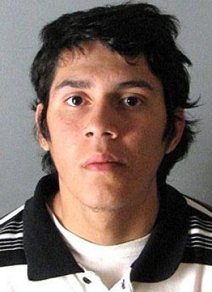 3 suspected gang members allegedly threaten women in Lodi for wearing red 