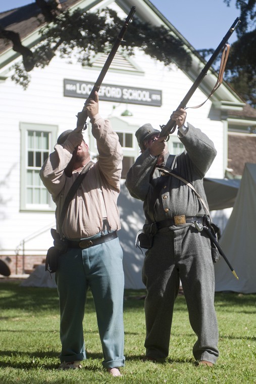 Actors step into history at Civil War encampment in Lockeford