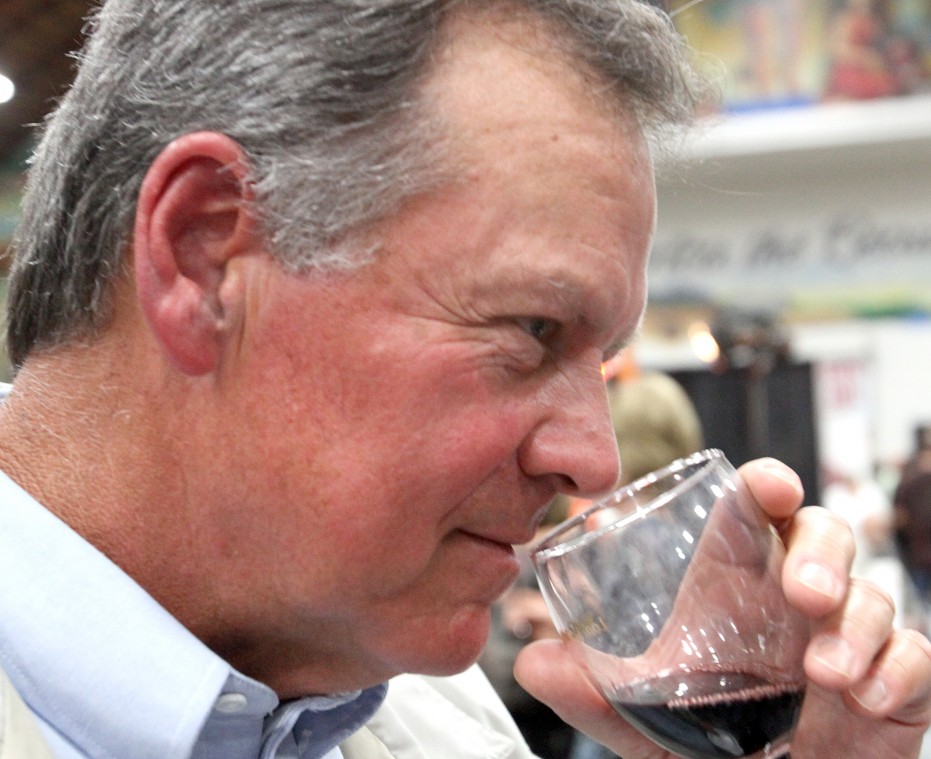 Lodi Spring Wine Show draws hundreds to taste area’s best vintages, gourmet treats