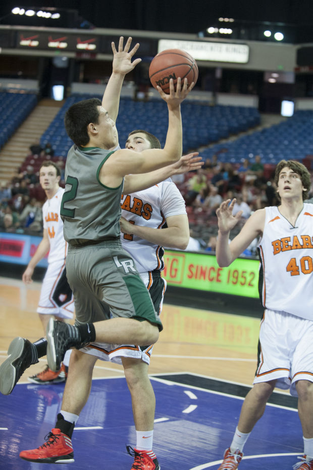 Boys basketball: Hawks’ dream run ends one win short of title