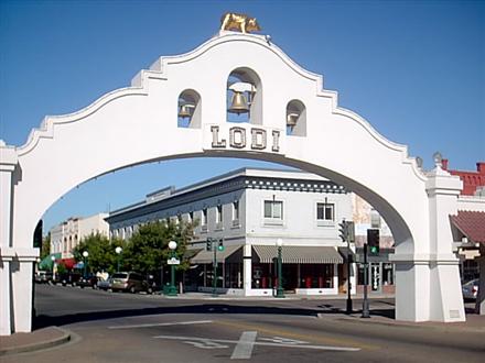 Lodi Arch