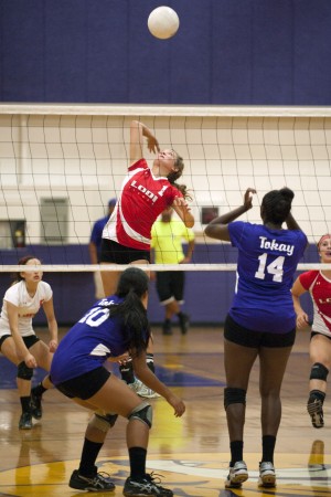 Flames, Tigers set tone early 