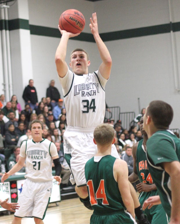 Boys basketball: Hawks too hot to handle