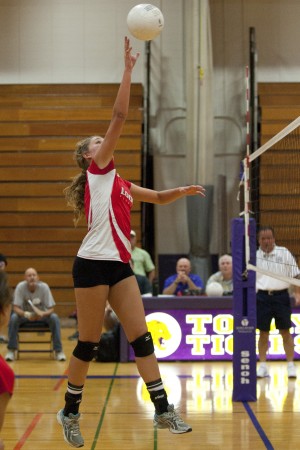Flames, Tigers set tone early 