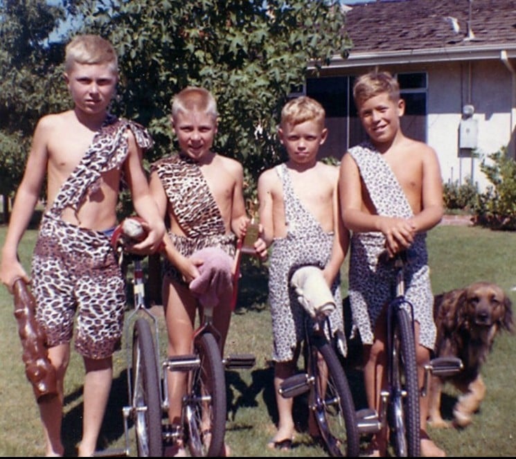 The Roget & Weybret boys as The Flintstones