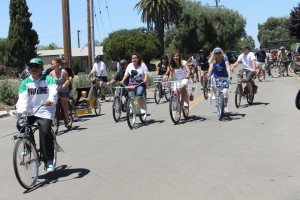 Rolling Relics cyclists hit the road in Lodi