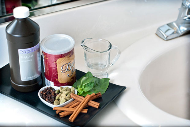 Use homemade mouthwash for a smart swishing experience