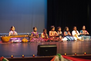 Lodians entertained by East Indian dancing