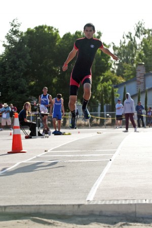 Jannell Hadnot, Jonathon Perez make leap to state track and field meet
