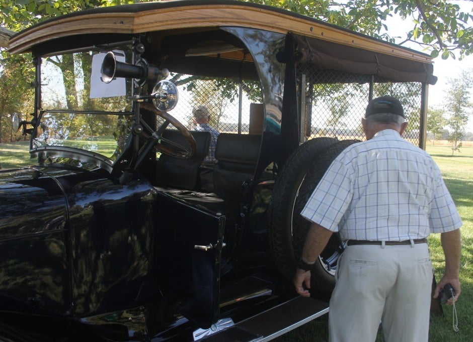 Old-Car Show shows off Galt countryside, restored McFarland House