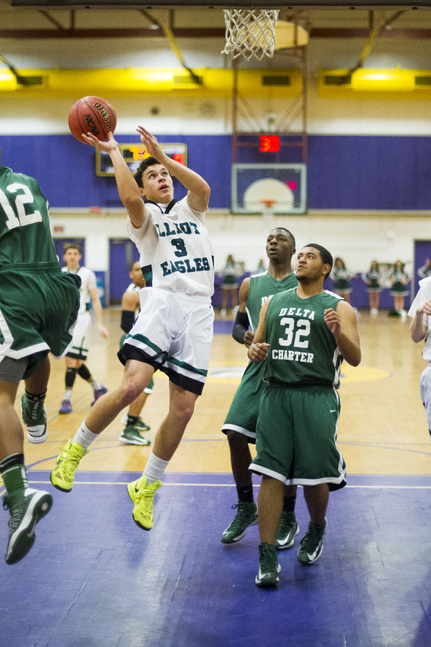Boys basketball: Eagles knocked out in opening round