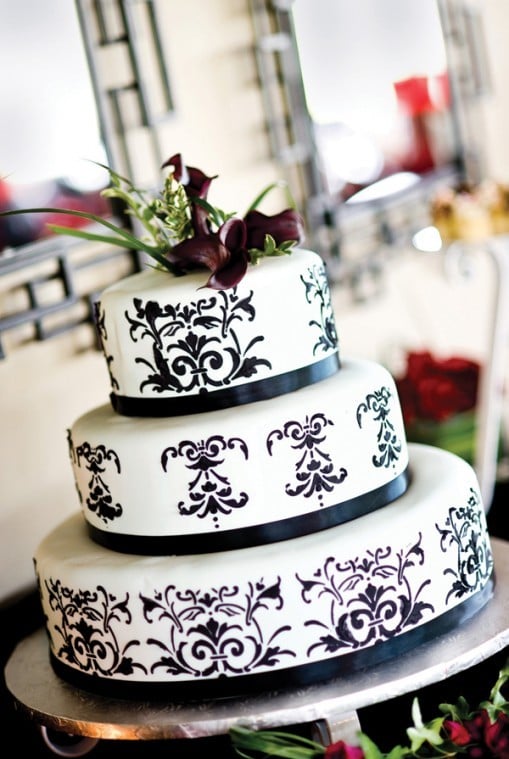 Wedding cake trends this season