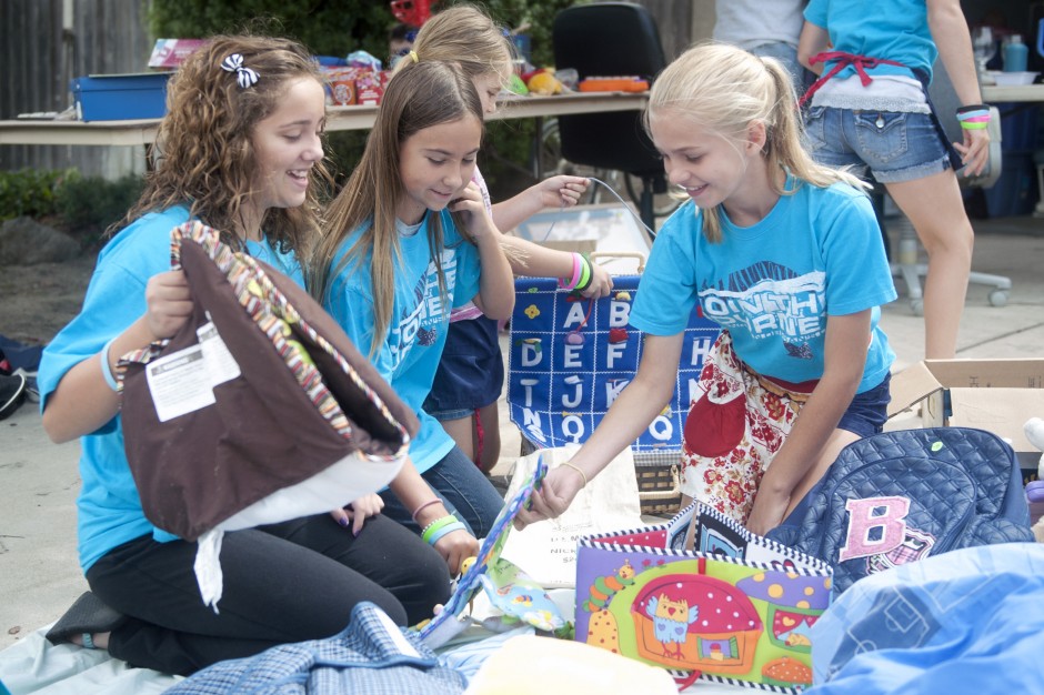 Garage sale fundraiser 