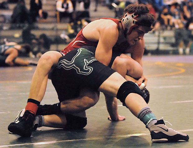 Wrestling: Julian Villanueva among three Flames Masters bound; Tigers have six qualifiers
