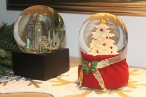 View Christmas decor on Omega Nu’s Holiday Home Tour