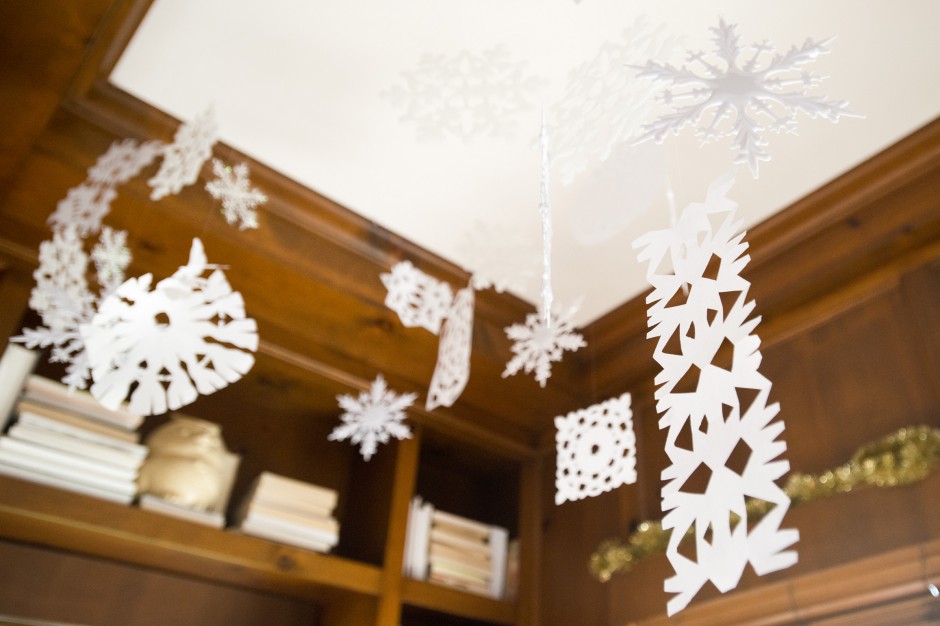 View Christmas decor on Omega Nu’s Holiday Home Tour
