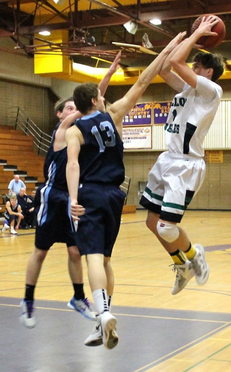 Hot hand: Adam Gotelli on fire for Eagles