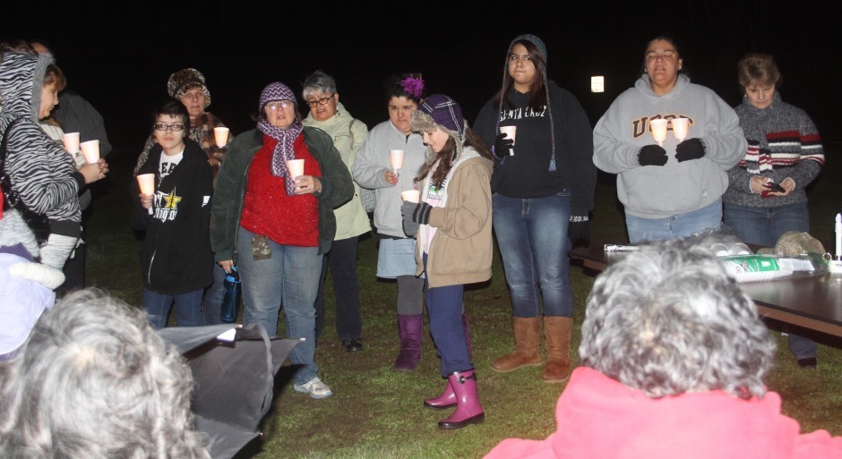 Local pastors discuss Connecticut shootings at church services