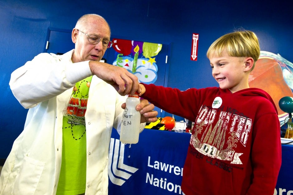 World of Wonders teaches children to have ‘Fun With Science’