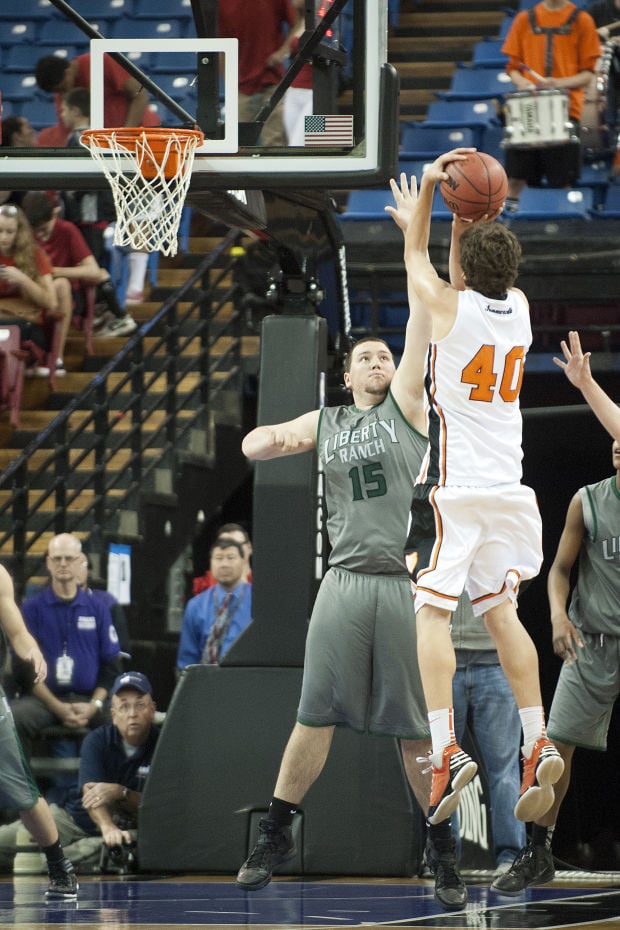 Boys basketball: Hawks’ dream run ends one win short of title