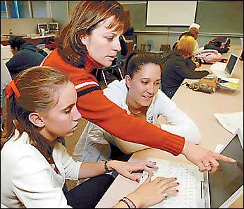 Lodi High academy program wins award 