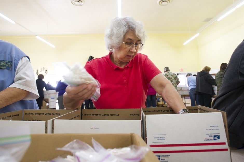 Lodi Support Our Troops members, volunteers pack 2,500 care packages