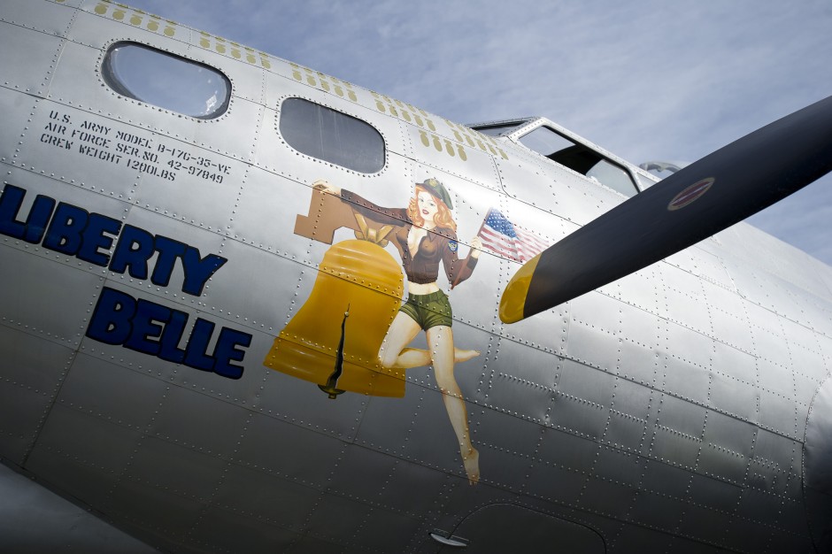 Lodi World War II veteran takes another flight in B-17 
