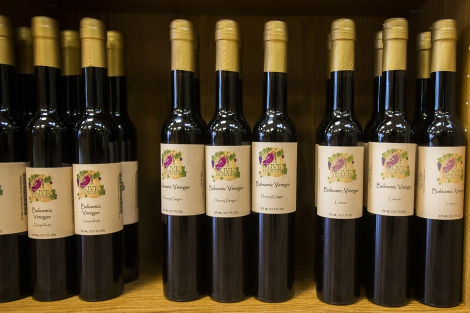 New Downtown shop sells flavored olive oil, vinegar