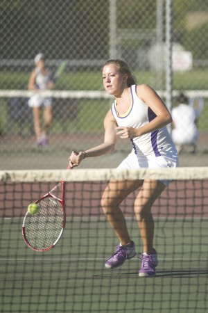 Tokay sweeps Edison in girls tennis