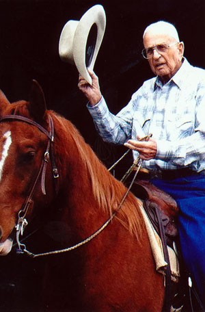 Lockeford’s Graeme Stewart celebrates 90th birthday